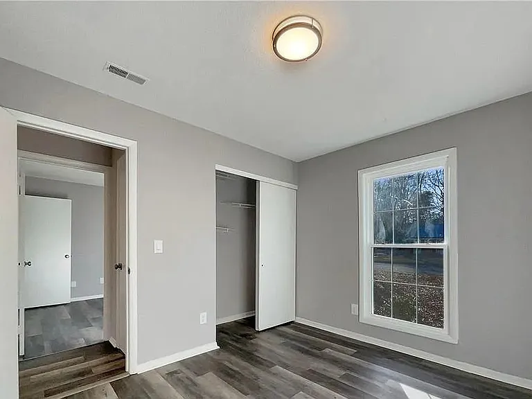 2809 Lamroc Rd — Photo 6