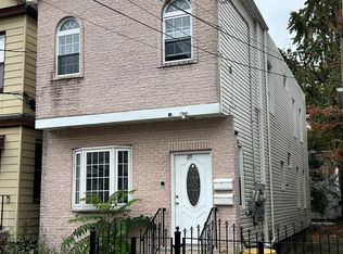 35 Stegman St FLOOR 1, Jersey City, NJ 07305