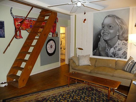 5th image of 1909 Fairview Ave