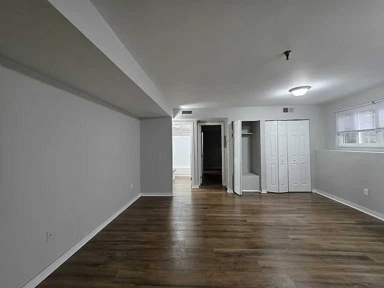 140 Sheffield Ave #2 — Photo 4