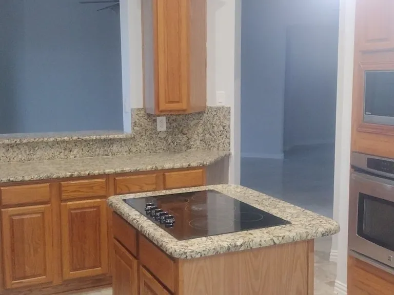2806 Hammond Dr — Photo 5