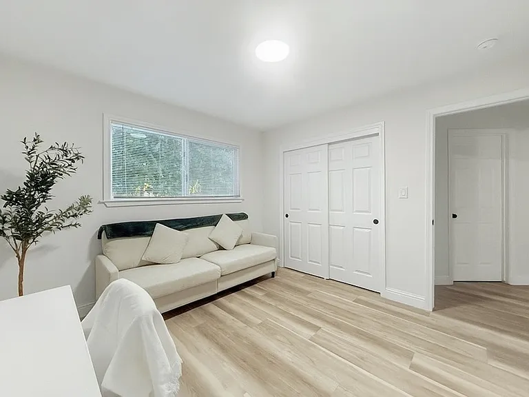 139 Glacier Ct — Photo 8