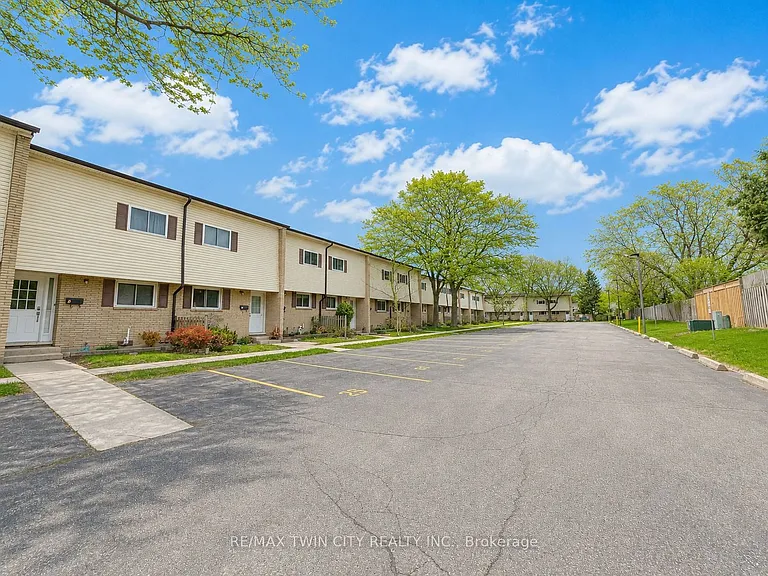 211 Veronica Dr #A5 — Photo 1