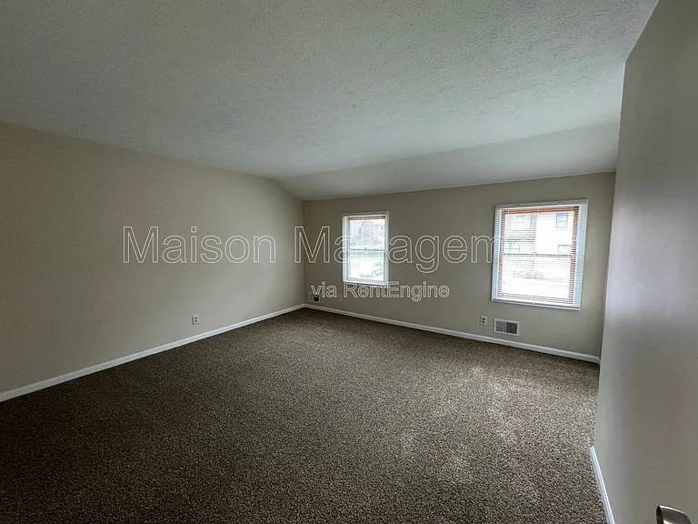 419 Britton — Photo 19