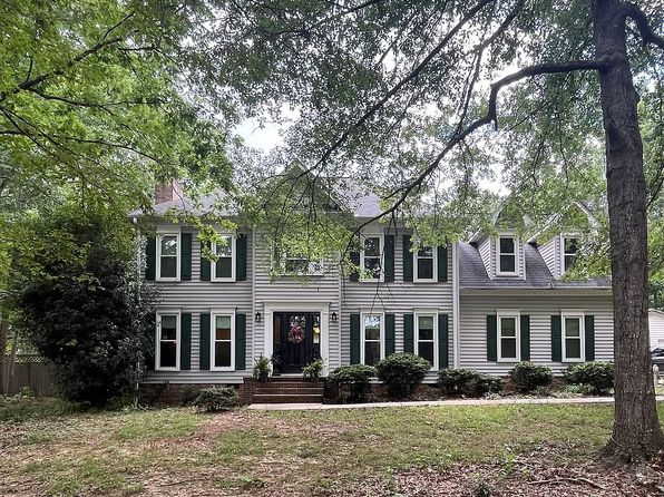 313 Shagbark Cir