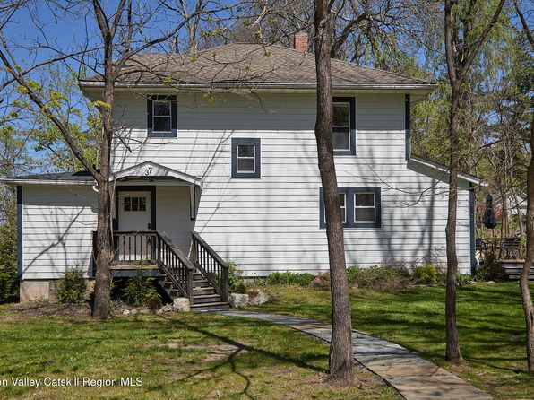 37 Towpath Road, Accord, NY 12404