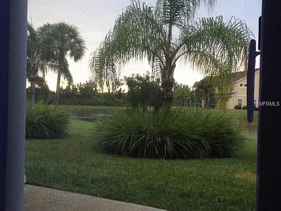 3rd image of 10948 Winter Crest Dr