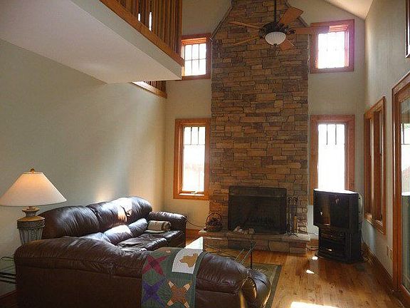 2nd image of 443 Echota Pkwy Unit 9-A