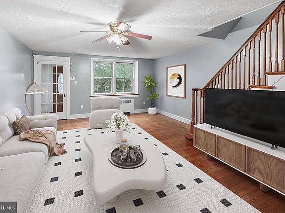 3rd image of 5242 D St