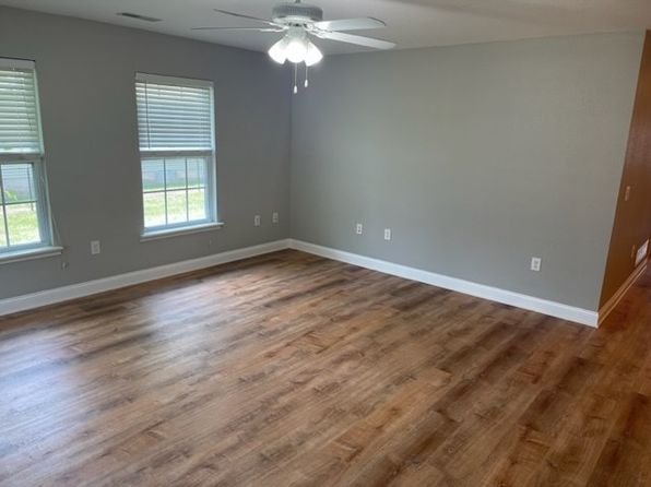 1904 S 1st St, Kirksville, MO 63501