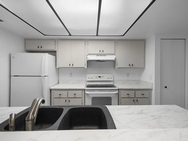 1920 W Lindner Ave #234 — Photo 5