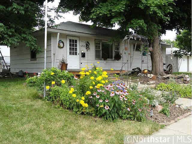 1st image of 650 E 82nd Street