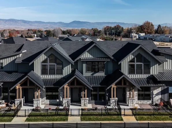 2050 W Freya Ct, Eagle, ID 83616