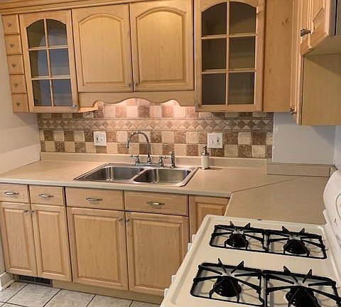 Beautiful updated kitchen