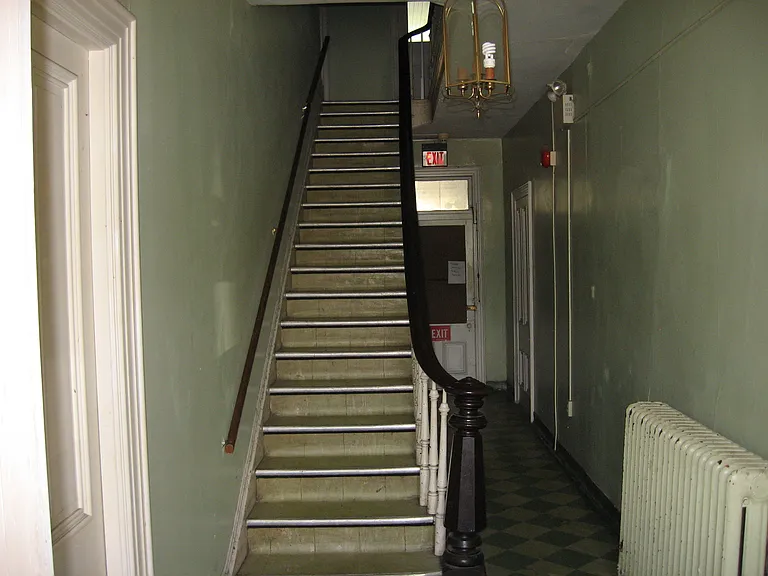 60 Lincoln Way W #2 — Photo 2