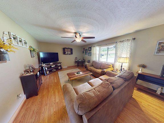 5th image of 220 Township Road 339