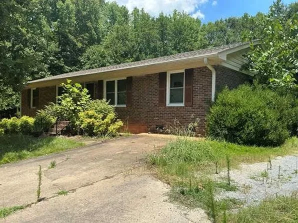 1505 Corinth Rd, Gaffney, SC 29340