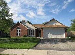 352 Forest Ct, Bolingbrook, IL 60440