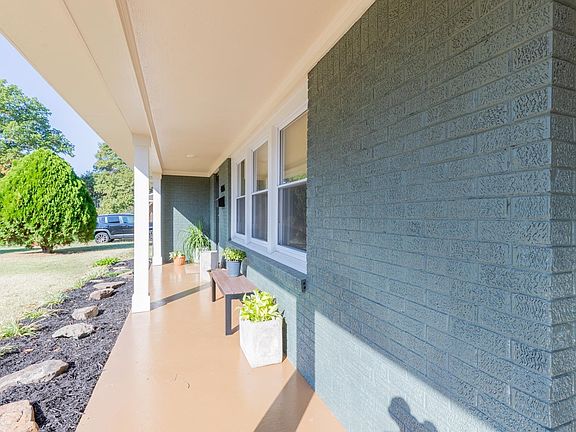 5th image of 4806 Marlin Ave