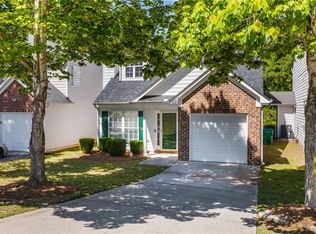 565 Carlton Pointe Dr, Palmetto, GA 30268