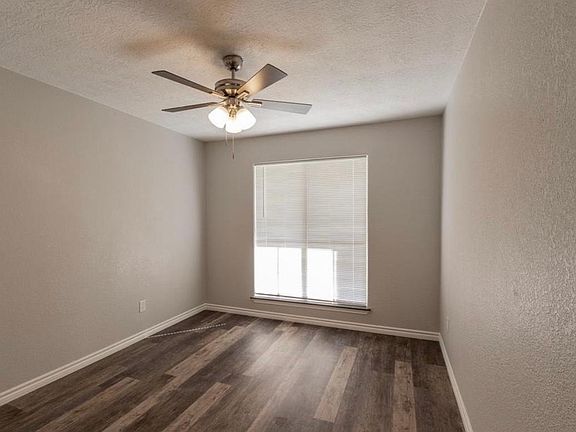 5th image of 3900 Woodchase Dr APT 165