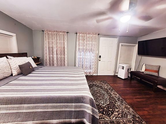King Bed