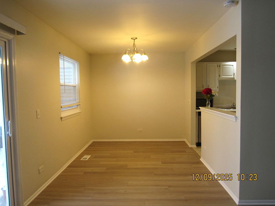 1st image of 2790 Glasgow Ct Unit X1