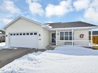 2143 Ryan Rd, De Pere, WI 54115