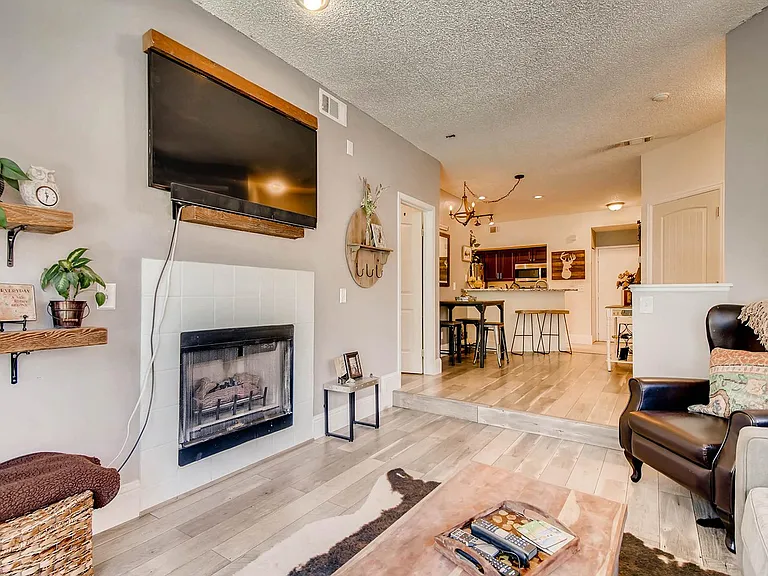 6001 S Yosemite St #D102 — Photo 9