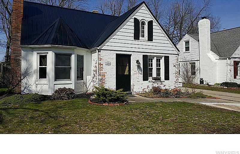 1st image of 320 Woodcrest Blvd