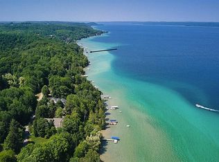 7517 N West Torch Lake Dr, Kewadin, MI 49648