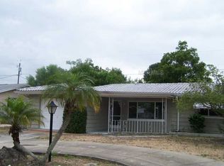 2063 Greenbriar Blvd, Clearwater, FL 33763