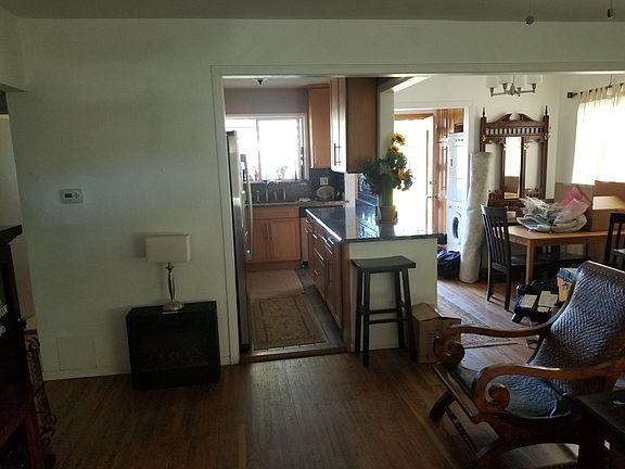 Open kitchen design.