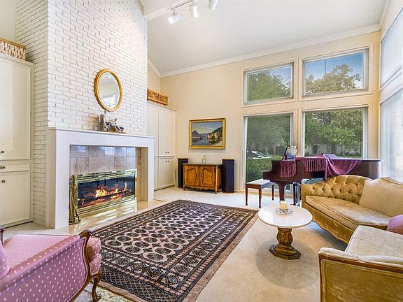 4th image of 3633 McFarlin Blvd