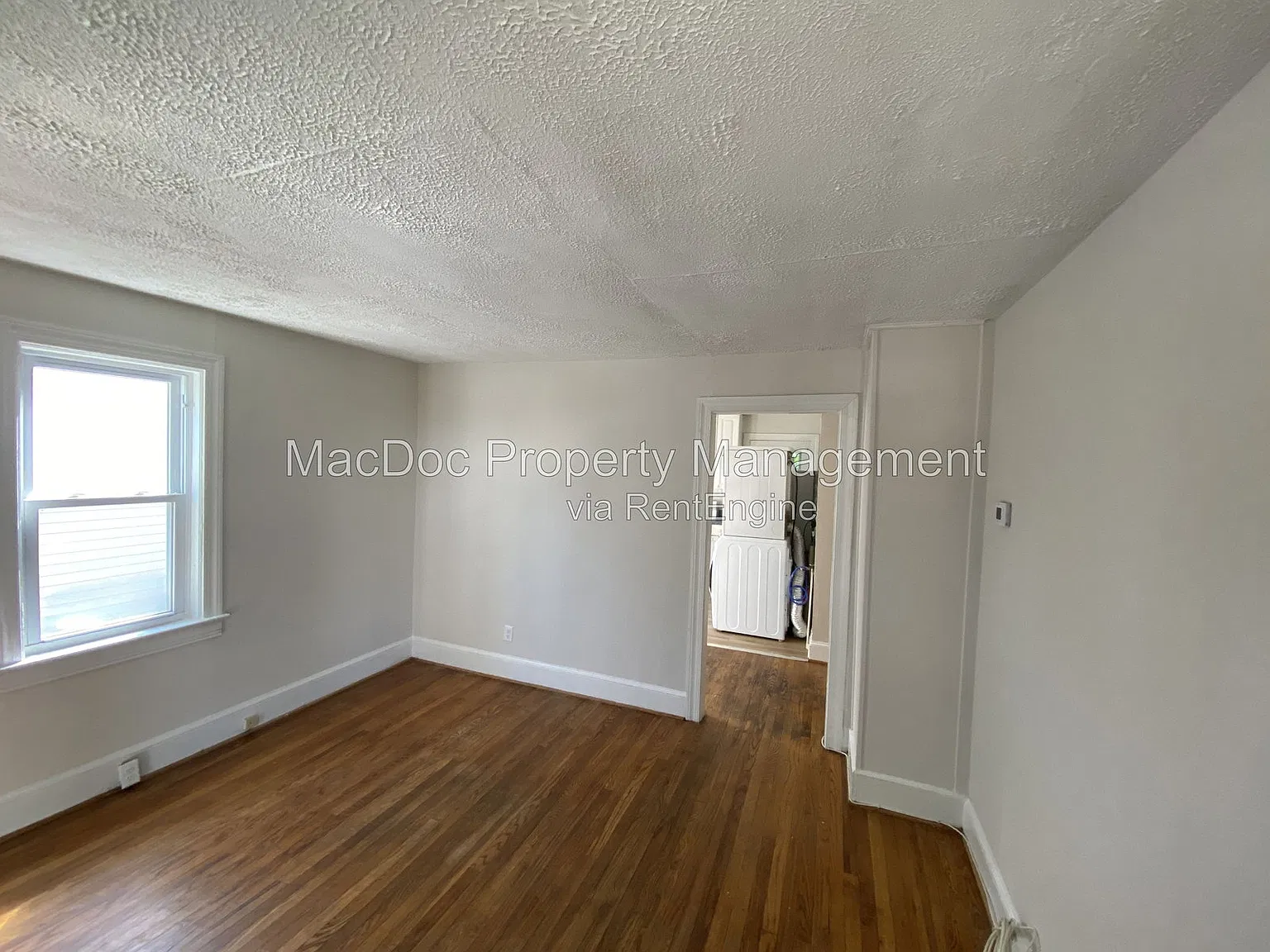 2 bed, 1.0 bath, 873 sqft, $1,695 — Photo 4