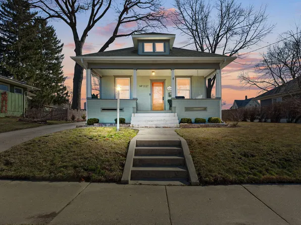 1127 Morton Ave, Elgin, IL 60120