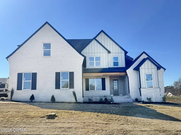 15 Clearwater Cv, Jackson, TN 38305