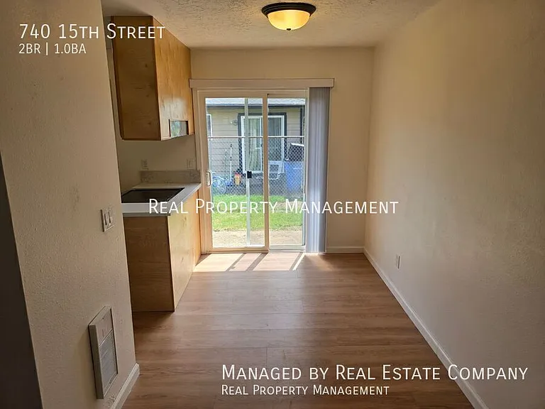 740 15th St — Photo 5