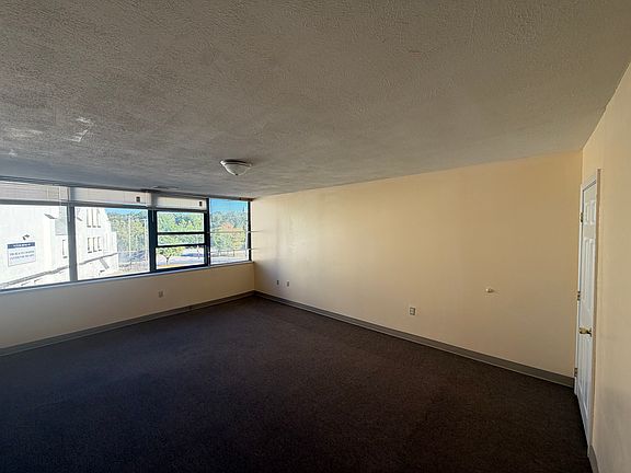 5th image of 285 Main St APT 5