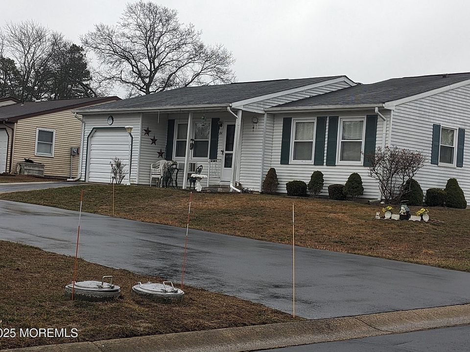 2nd image of 84 Chelsea Drive #72