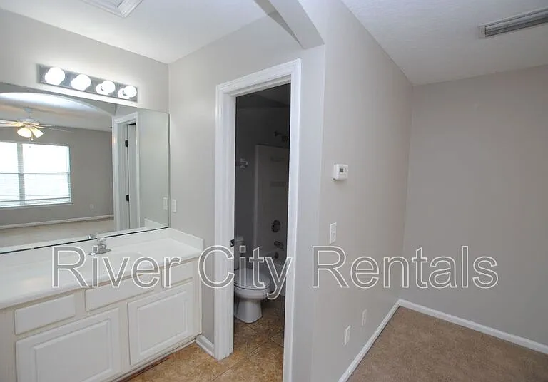 2628 Ashfield Ct — Photo 8