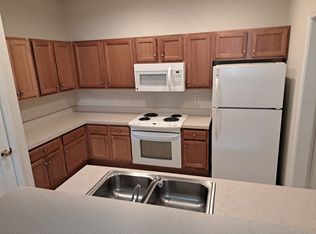 675 Woodbrook Dr APT 101, Charlottesville, VA 22901