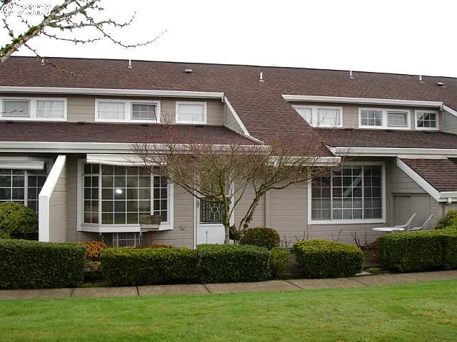 13775 SW Scholls Ferry Rd #303 — Photo 20