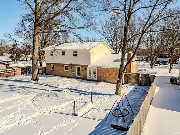 2nd image of 4913 N Cornwall Dr