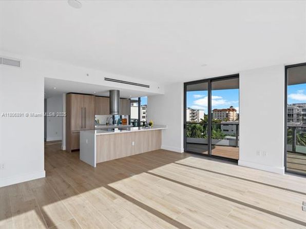 9901 W Bay Harbor Dr #604