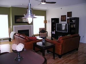3rd image of 1220 E Locust St 307 #307