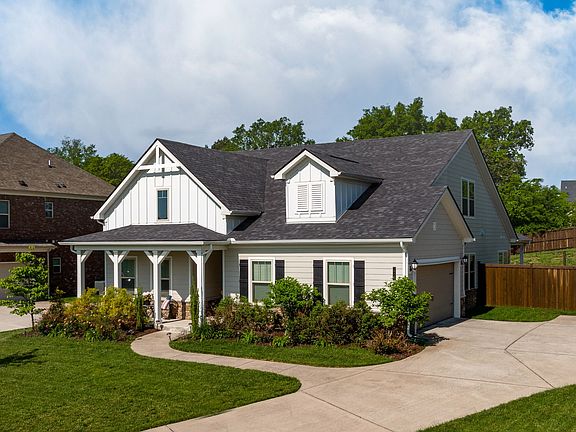 2nd image of 542 Mildenhall Ln