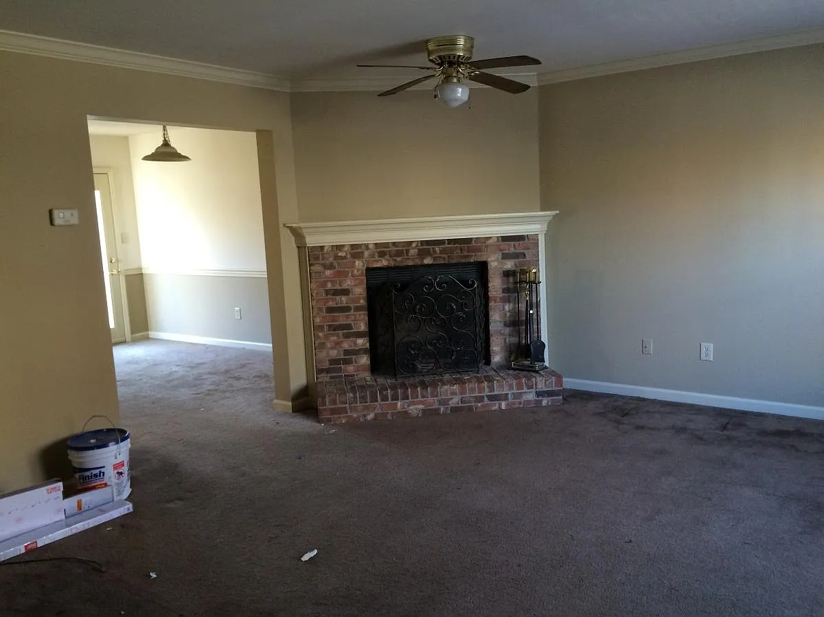 2 bed, 1.5 bath, 1224 sqft, $1,388 — Photo 2