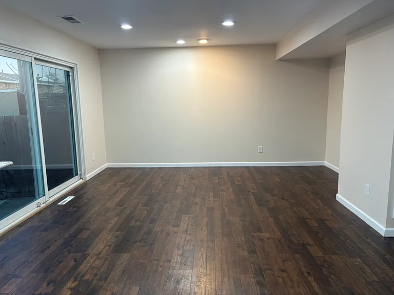 9046 E Lehigh Ave — Photo 3