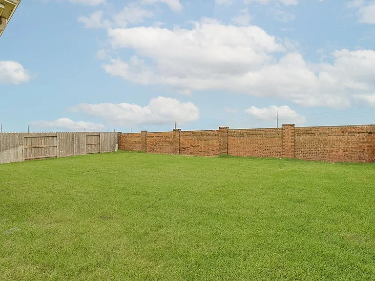 21138 Garden Palm Dr — Photo 43